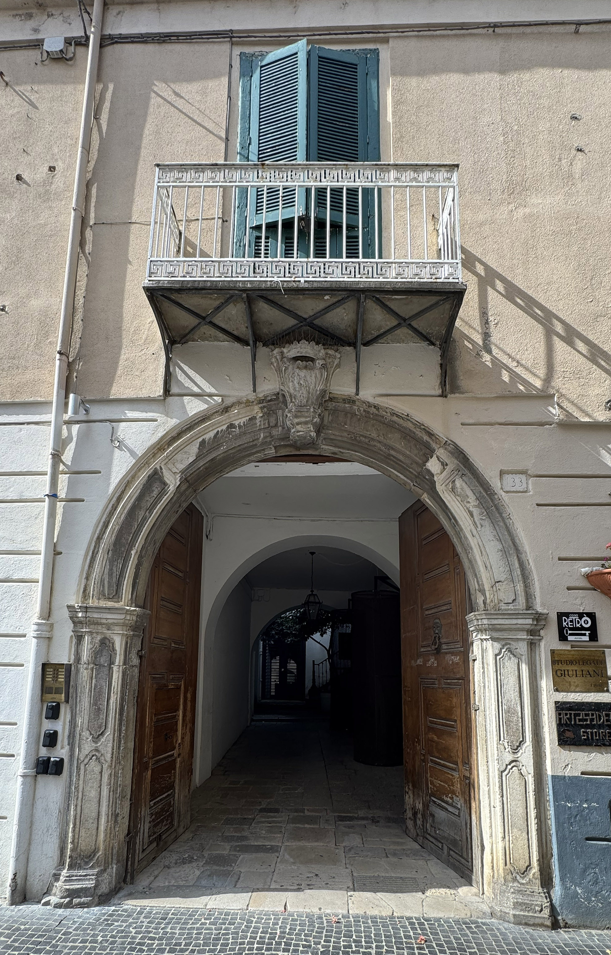 PALAZZO GIULIANI