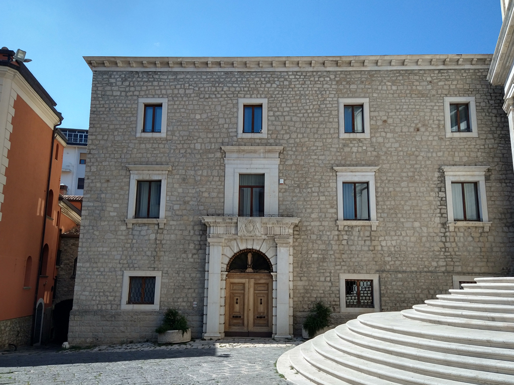 PALAZZO VESCOVILE